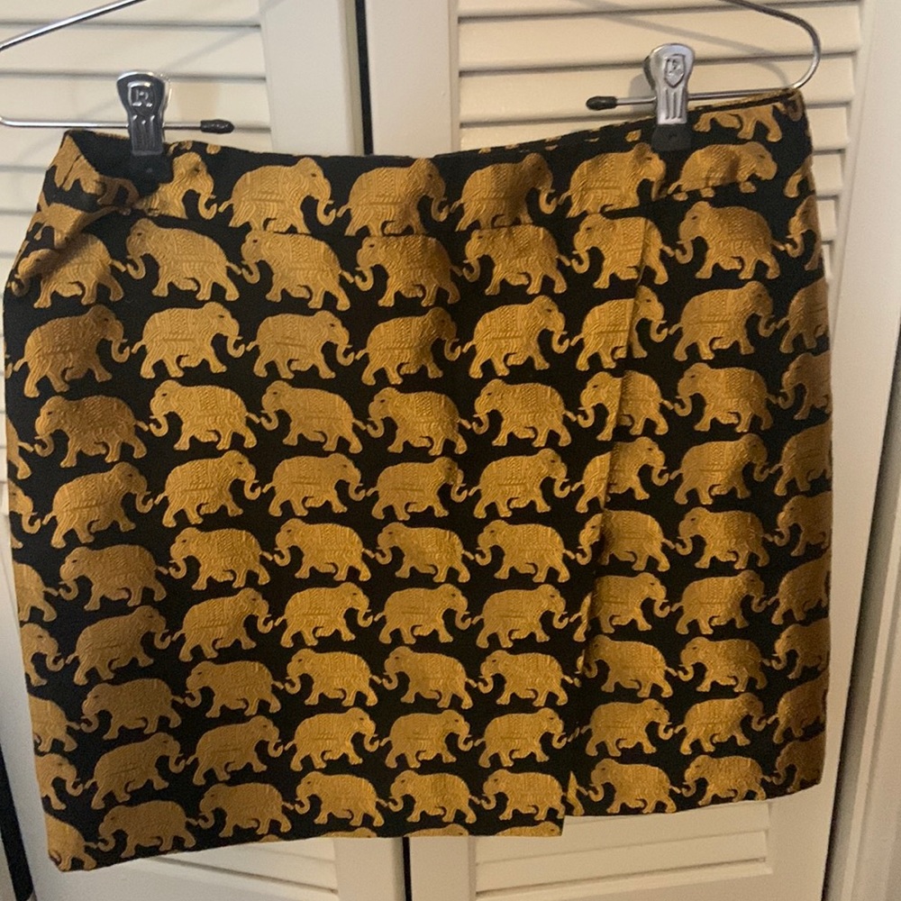 Black and gold elephant skirt j crew size 4